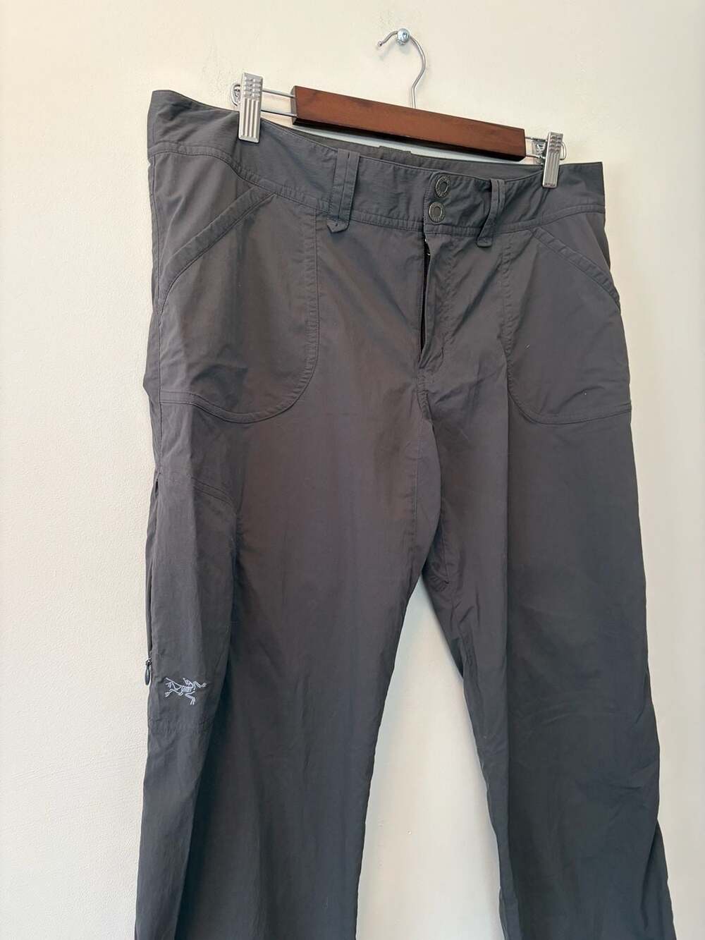 Arc'teryx Women's Hiking Pants Charcoal Grey Size 10